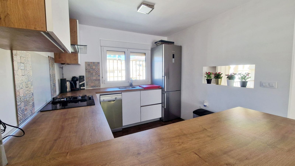 Appartement te koop in Fuengirola | 3 slaapkamers H5500288