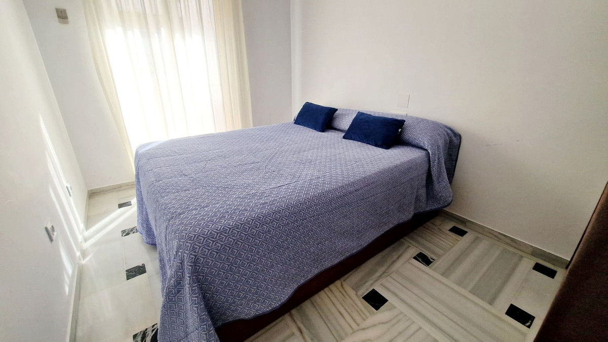Appartement te koop in Fuengirola | 3 slaapkamers H5500288