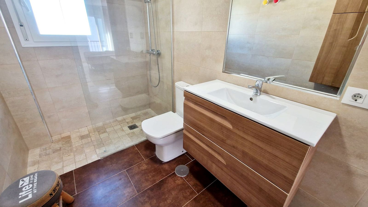 Appartement te koop in Fuengirola | 3 slaapkamers H5500288