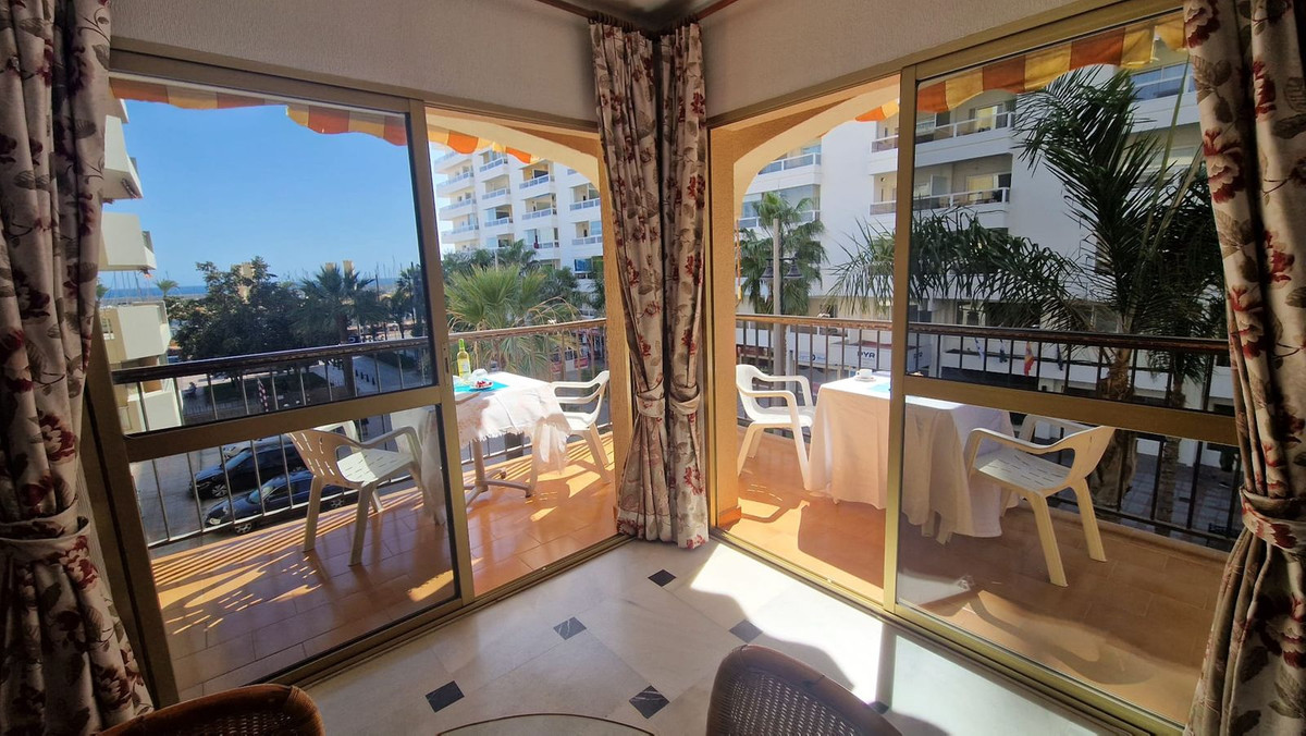 Appartement te koop in Fuengirola | 3 slaapkamers H5500342