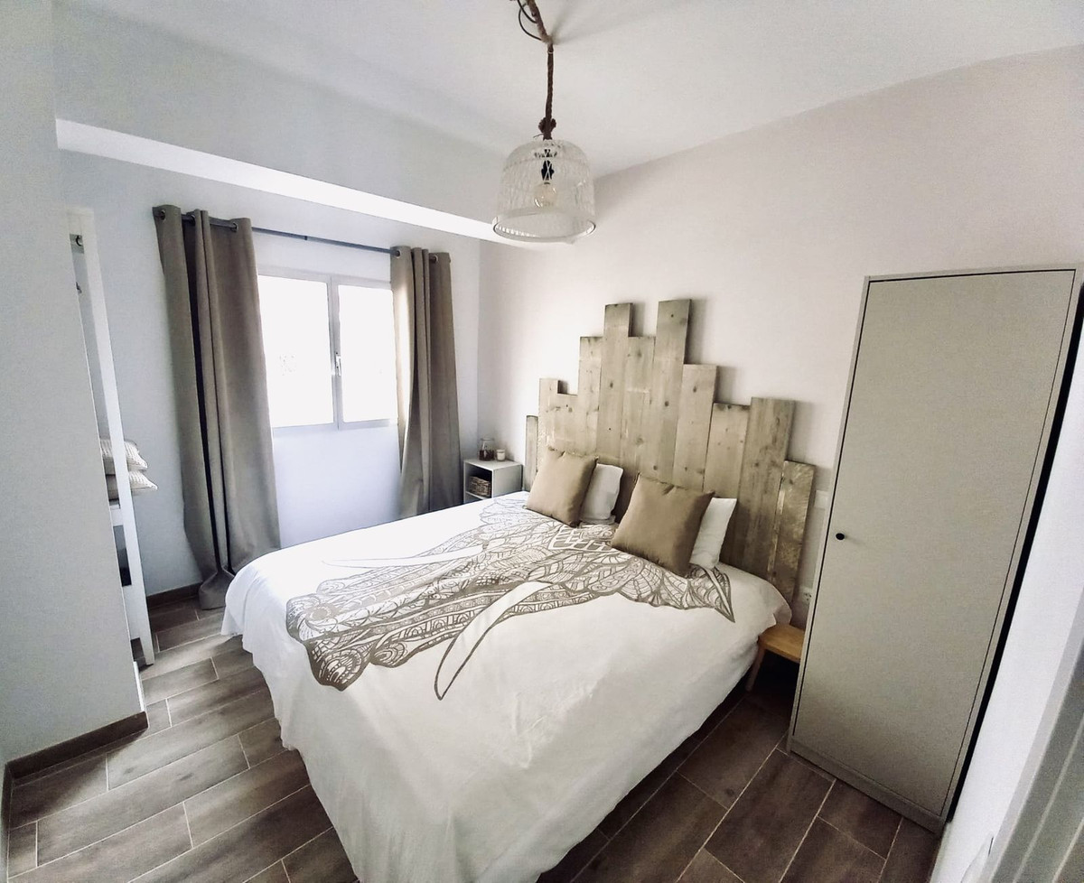 Appartement te koop in Fuengirola | 4 slaapkamers H5500498