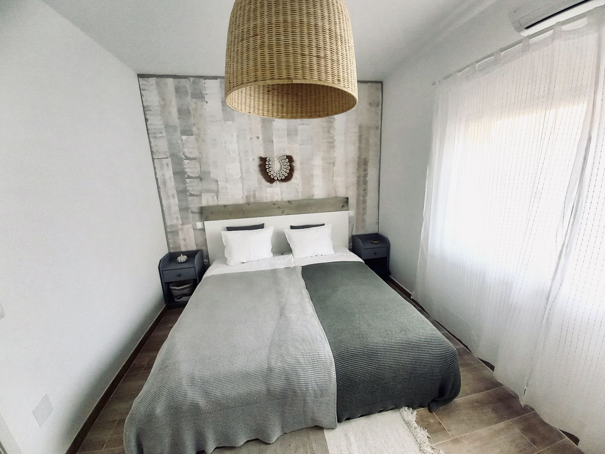 Appartement te koop in Fuengirola | 4 slaapkamers H5500498