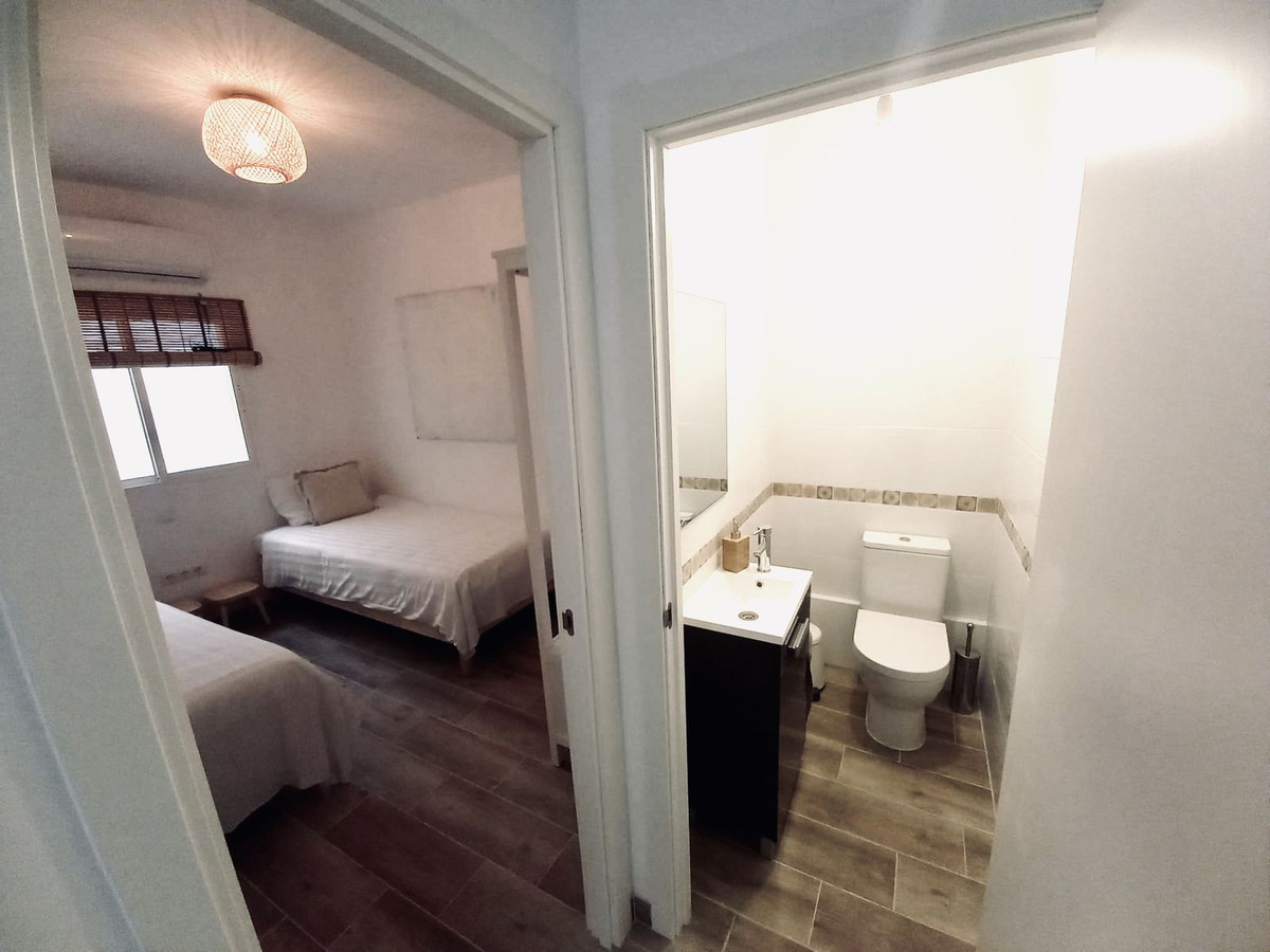 Appartement te koop in Fuengirola | 4 slaapkamers H5500498