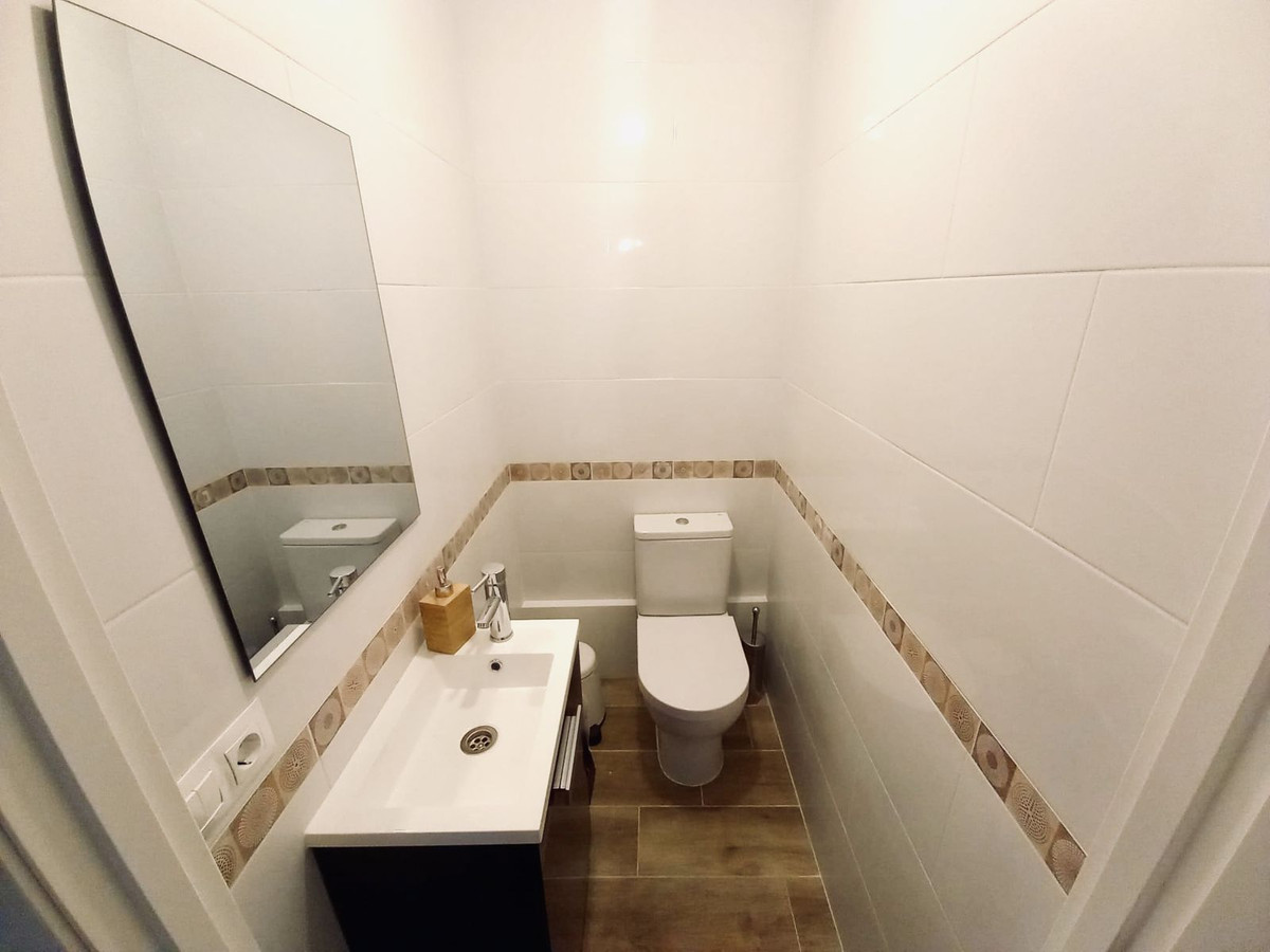 Appartement te koop in Fuengirola | 4 slaapkamers H5500498