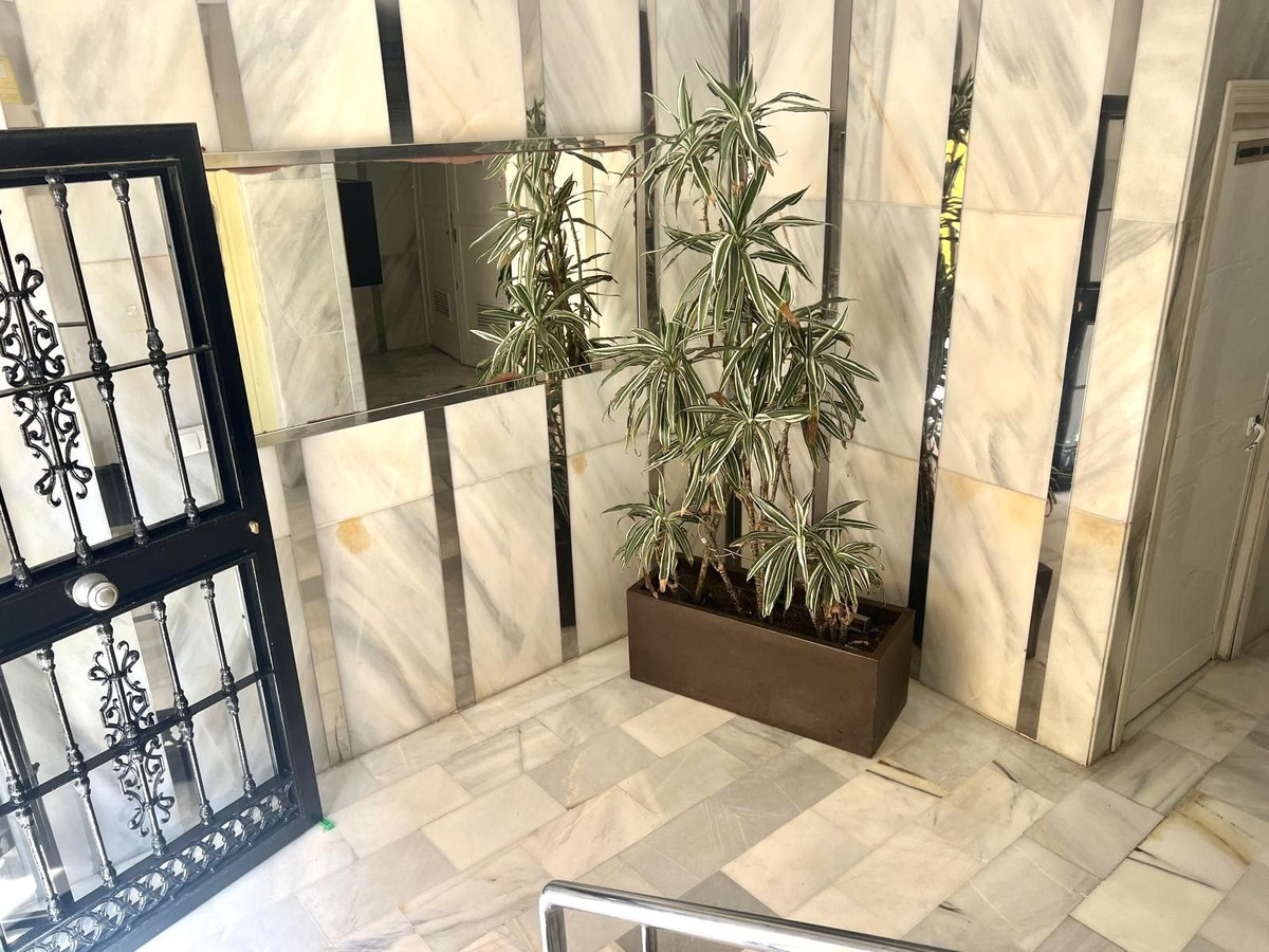 Appartement te koop in Fuengirola | 2 slaapkamers H5502577