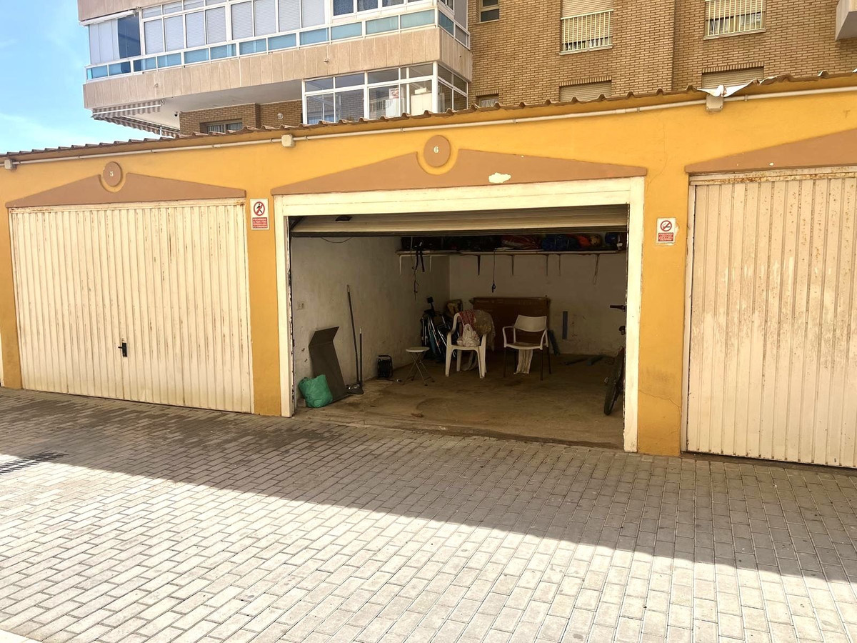 Appartement te koop in Fuengirola | 2 slaapkamers H5502577