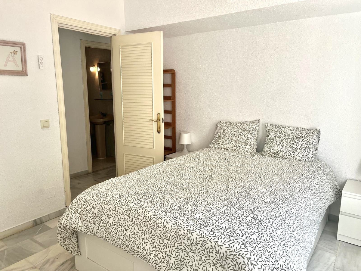 Appartement te koop in Fuengirola | 2 slaapkamers H5502577
