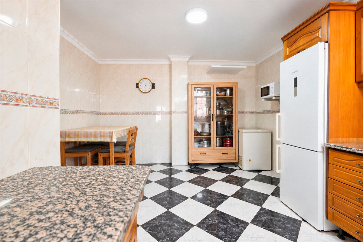 Appartement te koop in Fuengirola | 3 slaapkamers H5504194