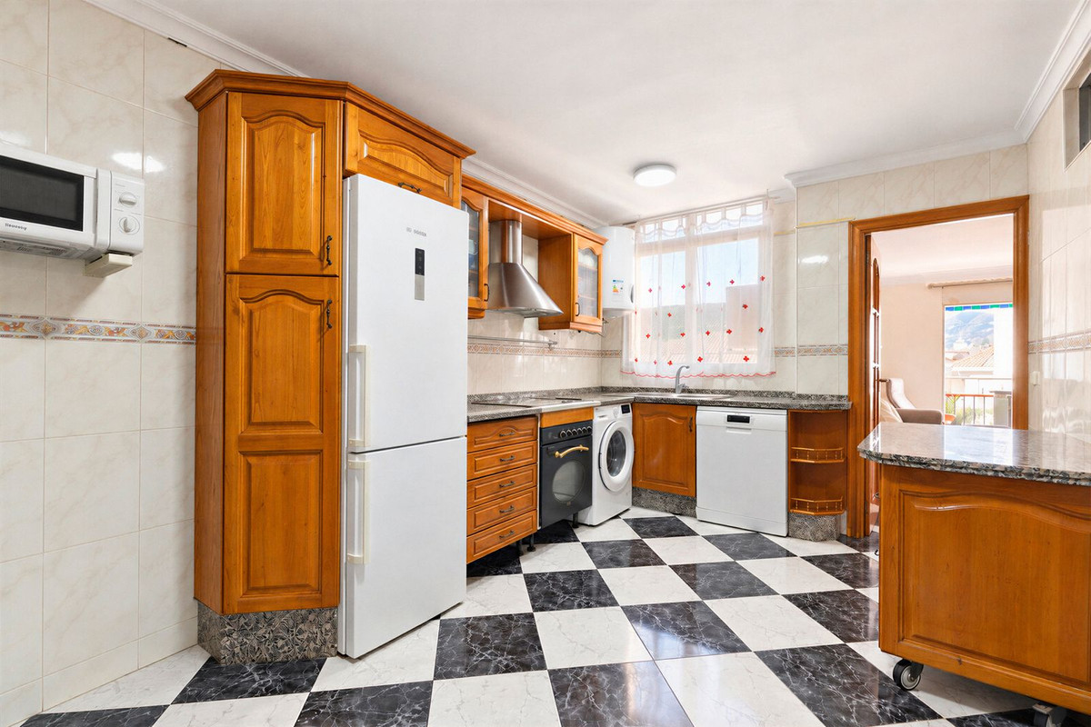Appartement te koop in Fuengirola | 3 slaapkamers H5504194