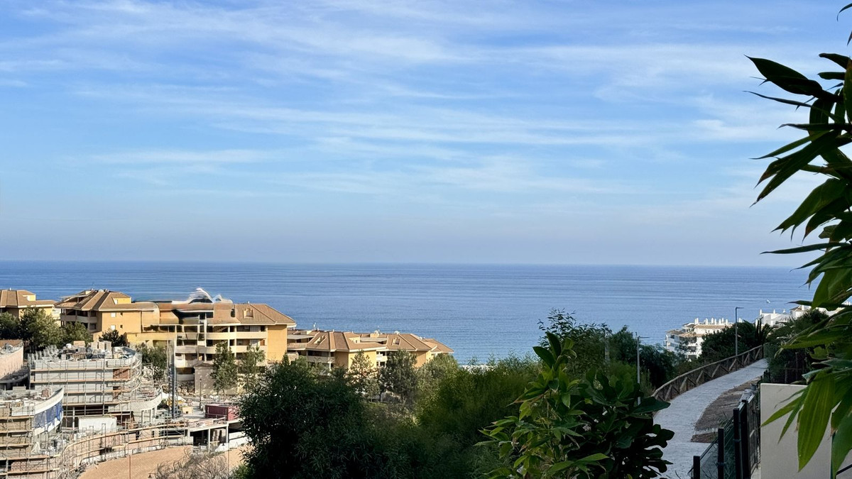 Appartement te koop in Fuengirola | 2 slaapkamers H5505709