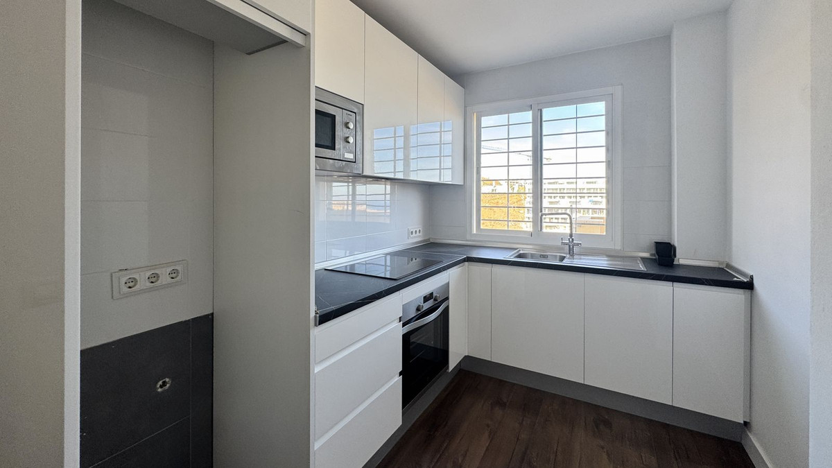 Appartement te koop in Fuengirola | 2 slaapkamers H5505709