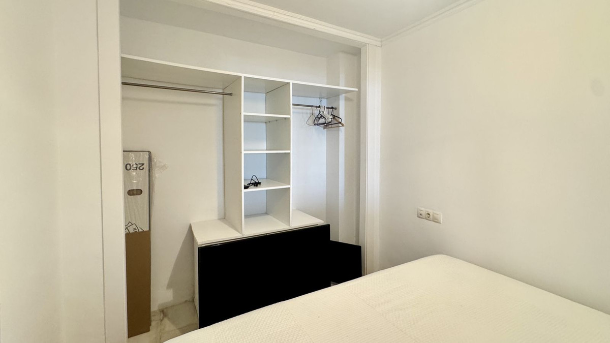 Appartement te koop in Fuengirola | 2 slaapkamers H5505709