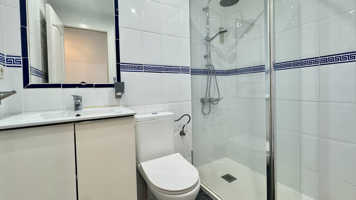 Appartement te koop in Fuengirola | 2 slaapkamers H5505709