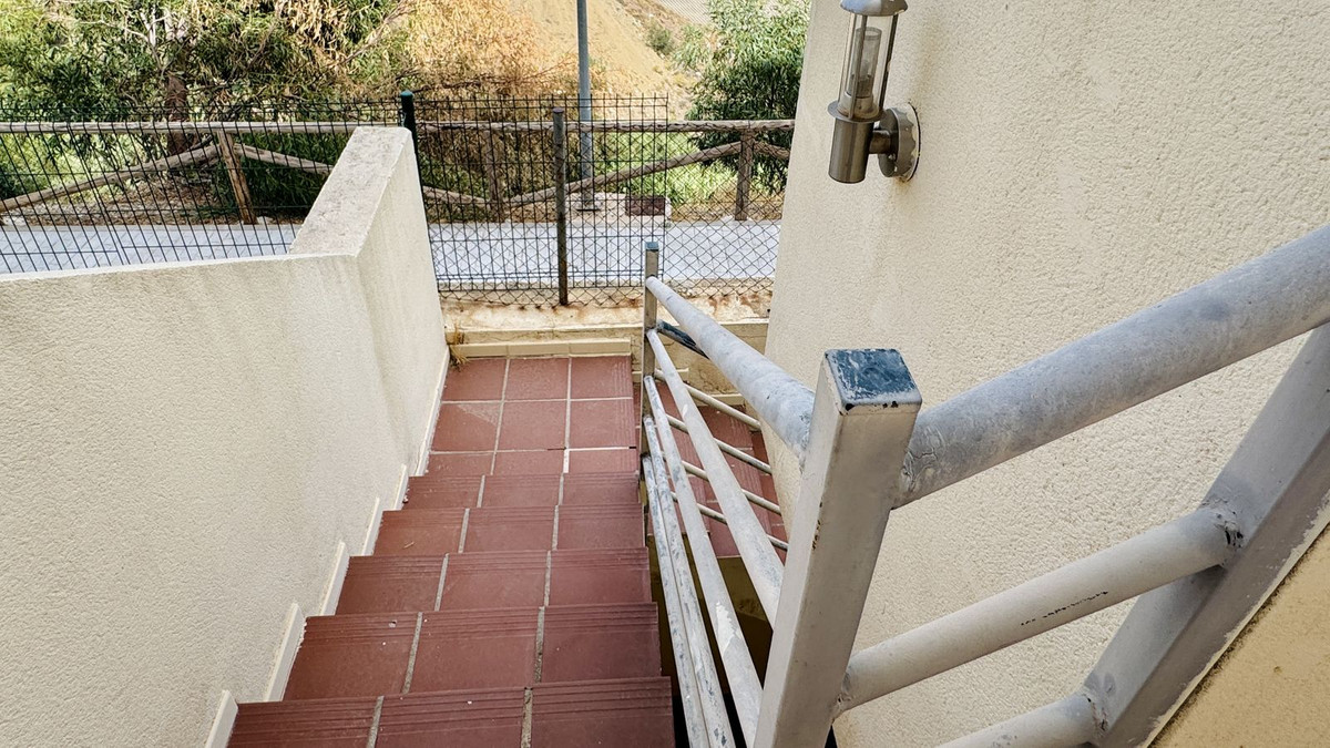 Appartement te koop in Fuengirola | 2 slaapkamers H5505709