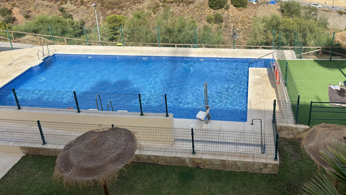 Appartement te koop in Fuengirola | 2 slaapkamers H5505709