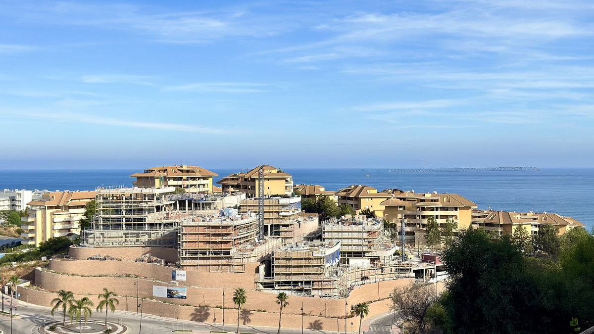 Appartement te koop in Fuengirola | 2 slaapkamers H5505709
