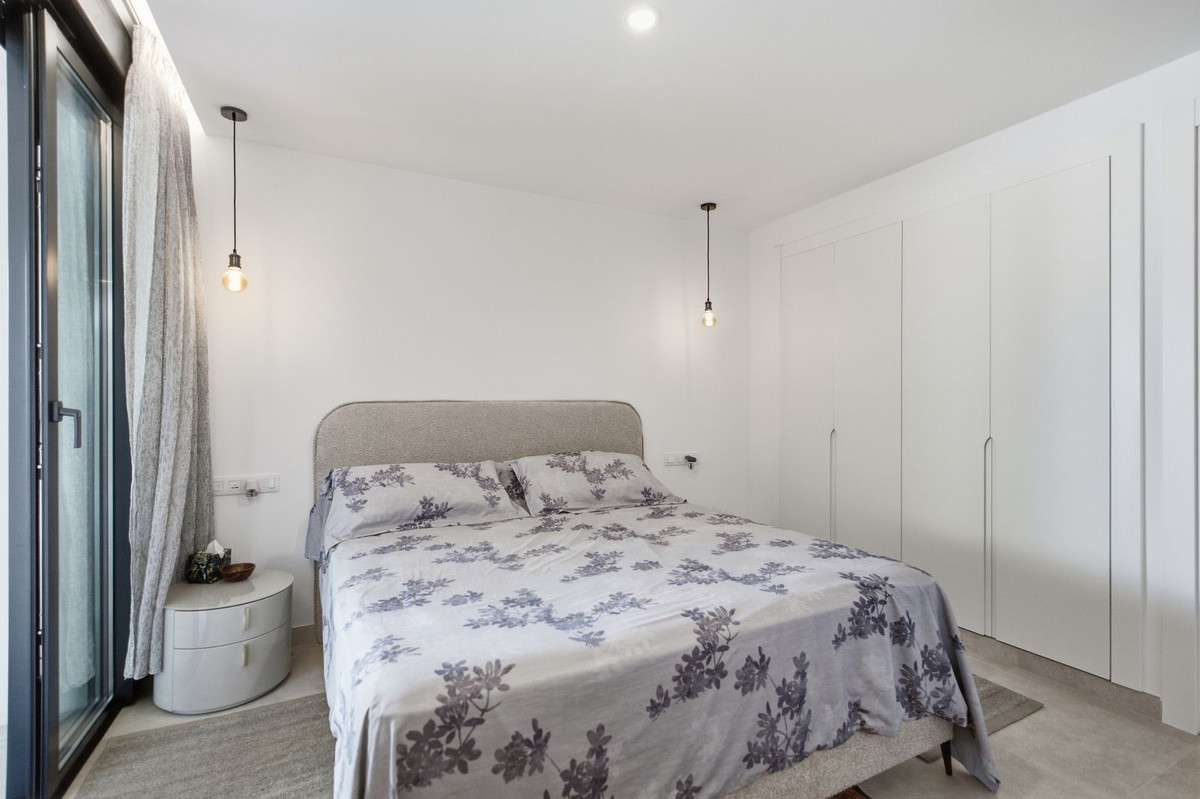 Appartement te koop in Fuengirola | 2 slaapkamers H5505916