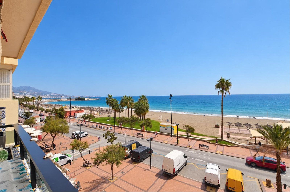 Appartement te koop in Fuengirola | 2 slaapkamers H5506216
