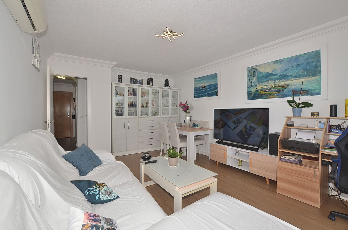 Appartement te koop in Fuengirola | 2 slaapkamers H5506216