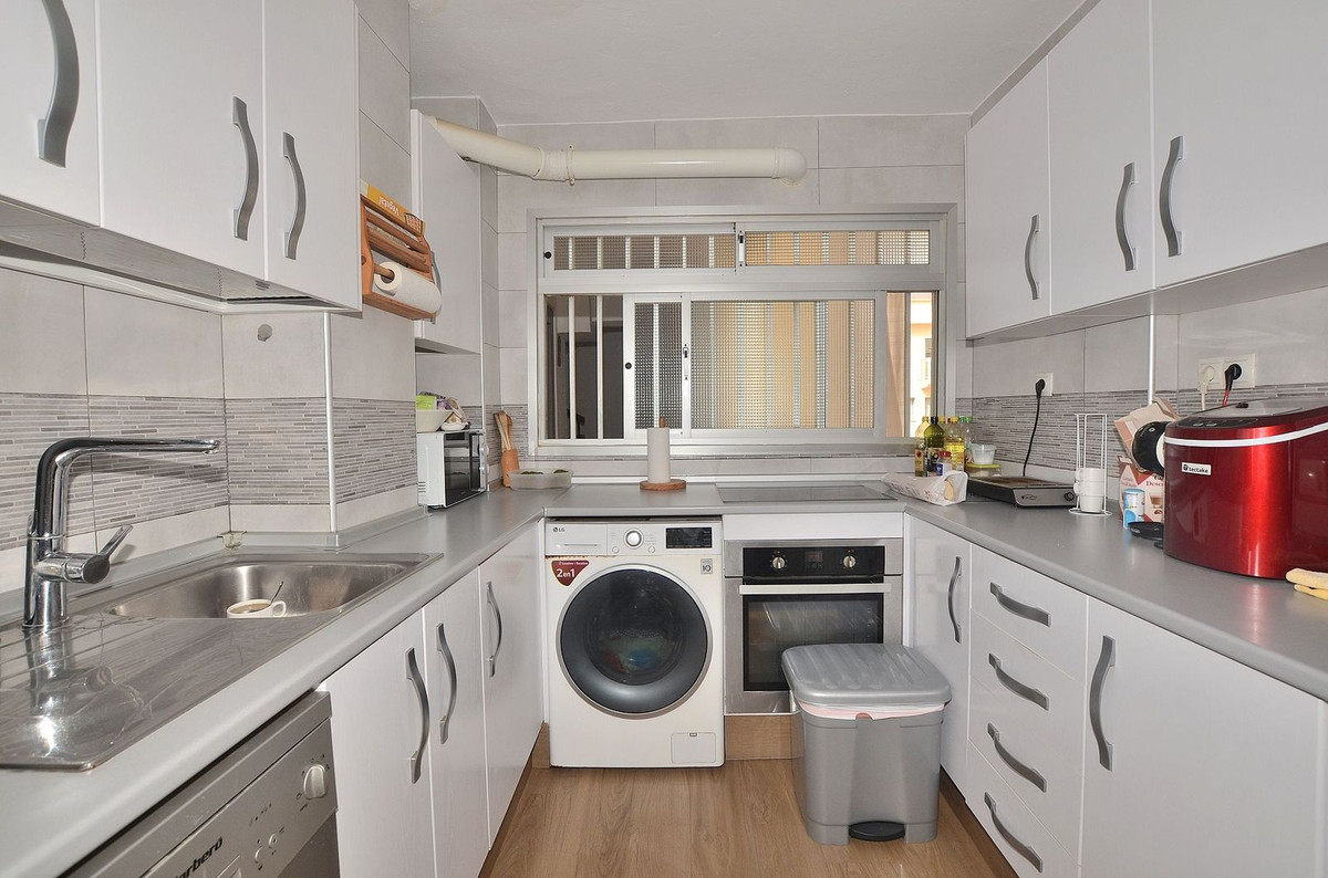 Appartement te koop in Fuengirola | 2 slaapkamers H5506216