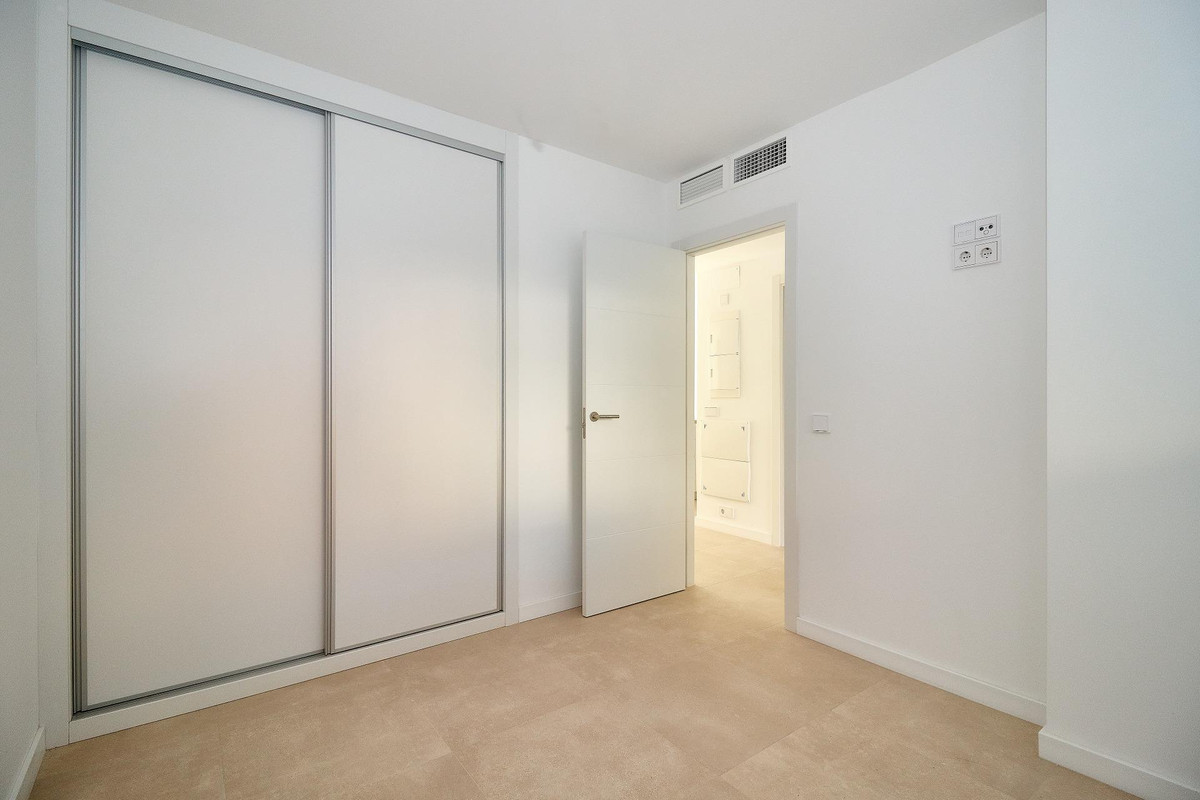 Appartement te koop in Fuengirola | 2 slaapkamers H5506912