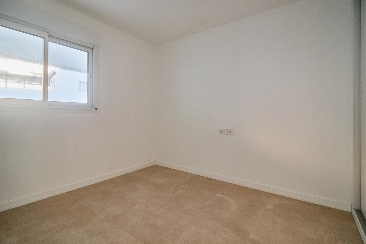 Appartement te koop in Fuengirola | 2 slaapkamers H5506912