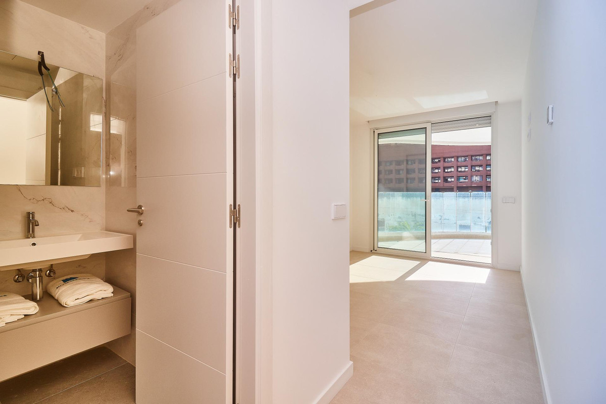Appartement te koop in Fuengirola | 2 slaapkamers H5506912