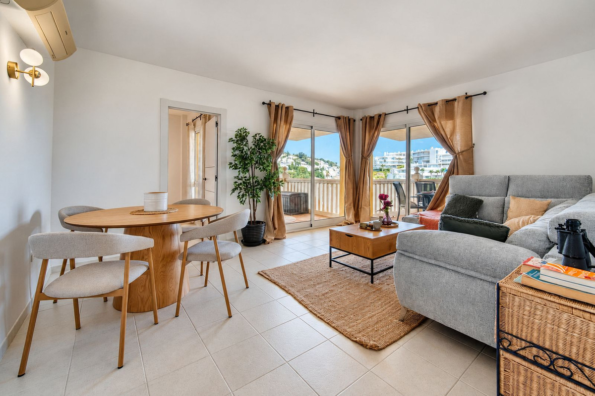 Appartement te koop in Fuengirola | 2 slaapkamers H5509864