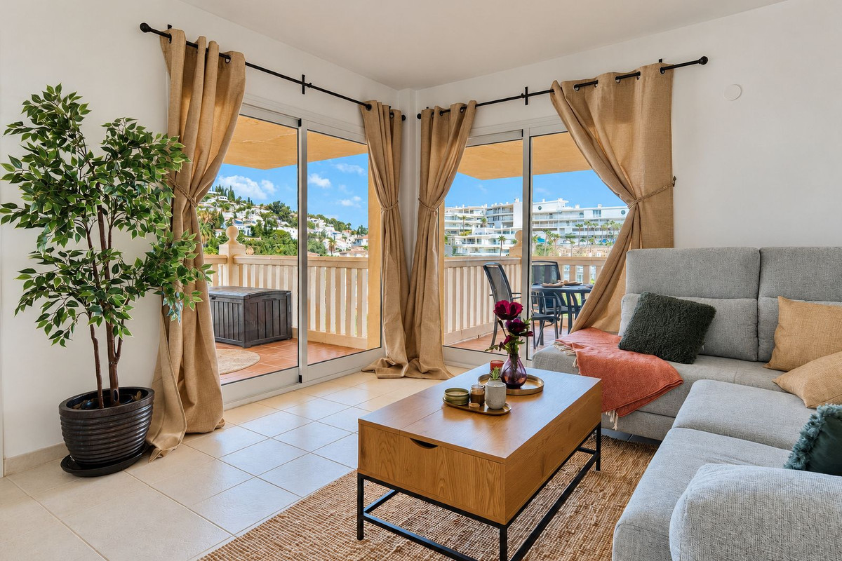 Appartement te koop in Fuengirola | 2 slaapkamers H5509864