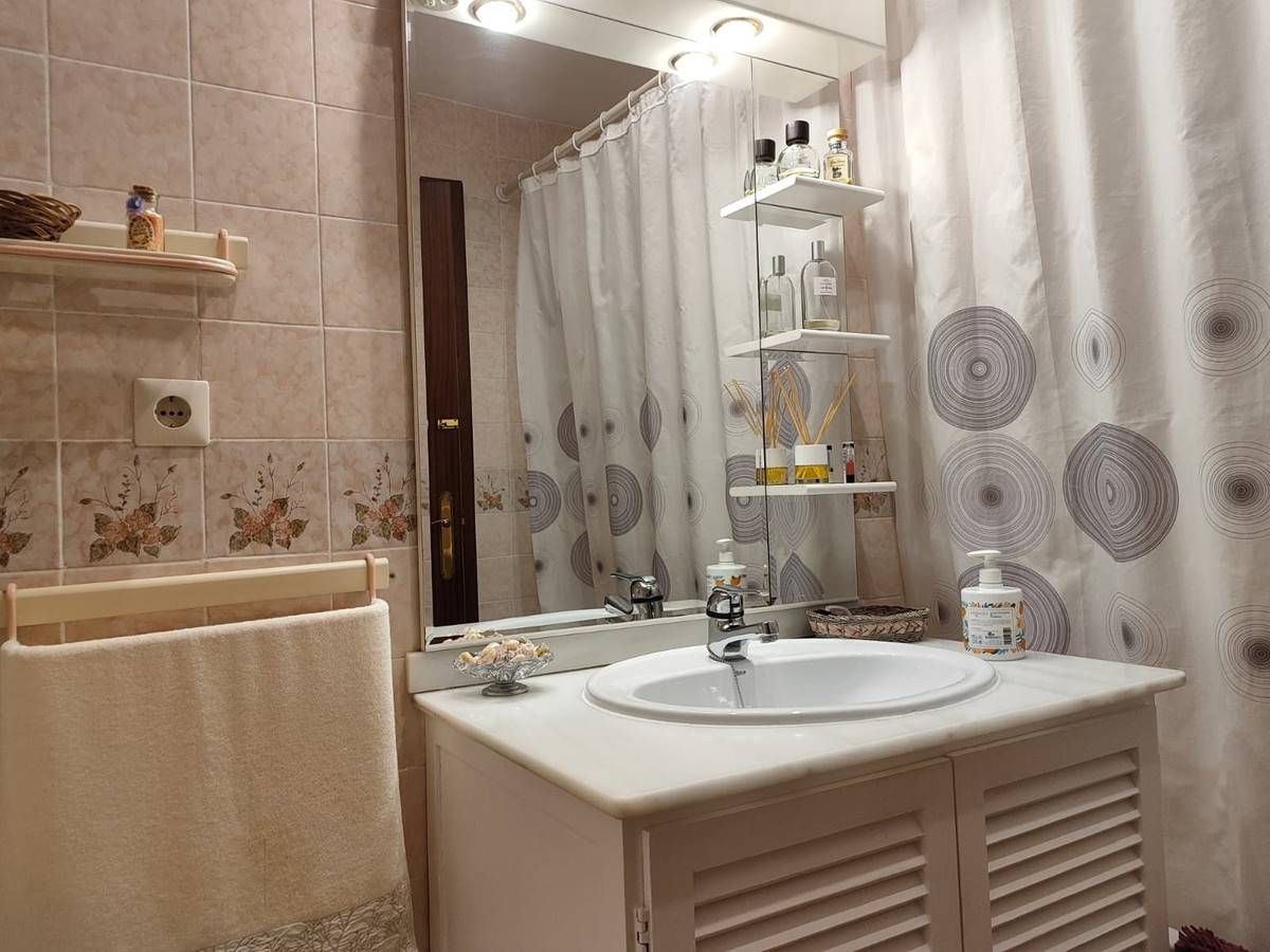 Appartement te koop in Fuengirola | 3 slaapkamers H5510026