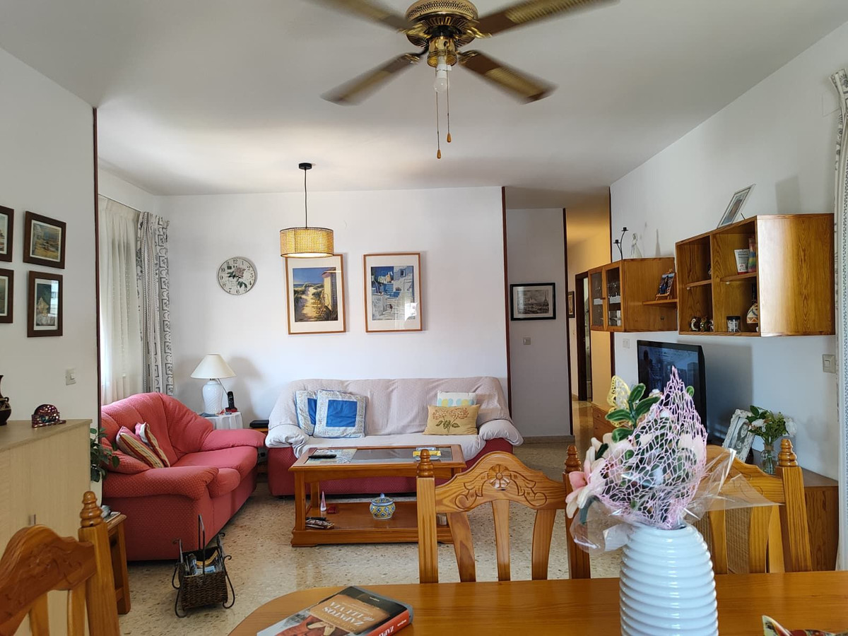 Appartement te koop in Fuengirola | 3 slaapkamers H5510026