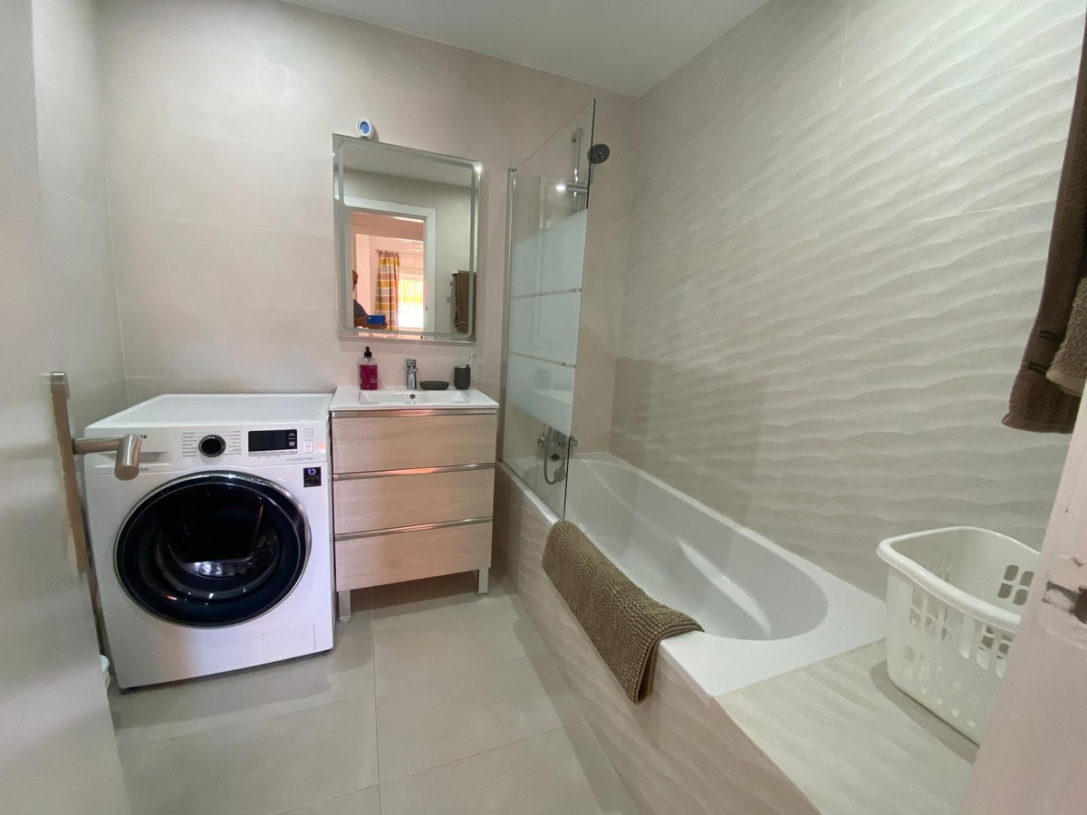 Appartement te koop in Fuengirola | 2 slaapkamers H5511544