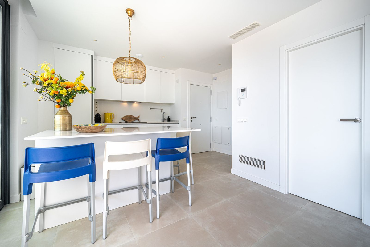 Appartement te koop in Fuengirola | 2 slaapkamers H5511706