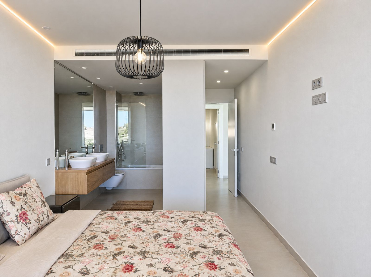 Appartement te koop in Fuengirola | 2 slaapkamers H5511748