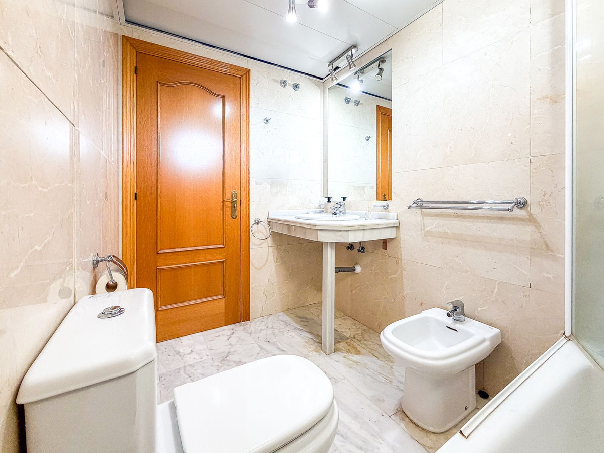 Appartement te koop in Fuengirola | 3 slaapkamers H5514637