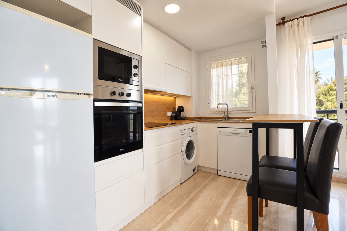 Appartement te koop in Fuengirola | 2 slaapkamers H5515066