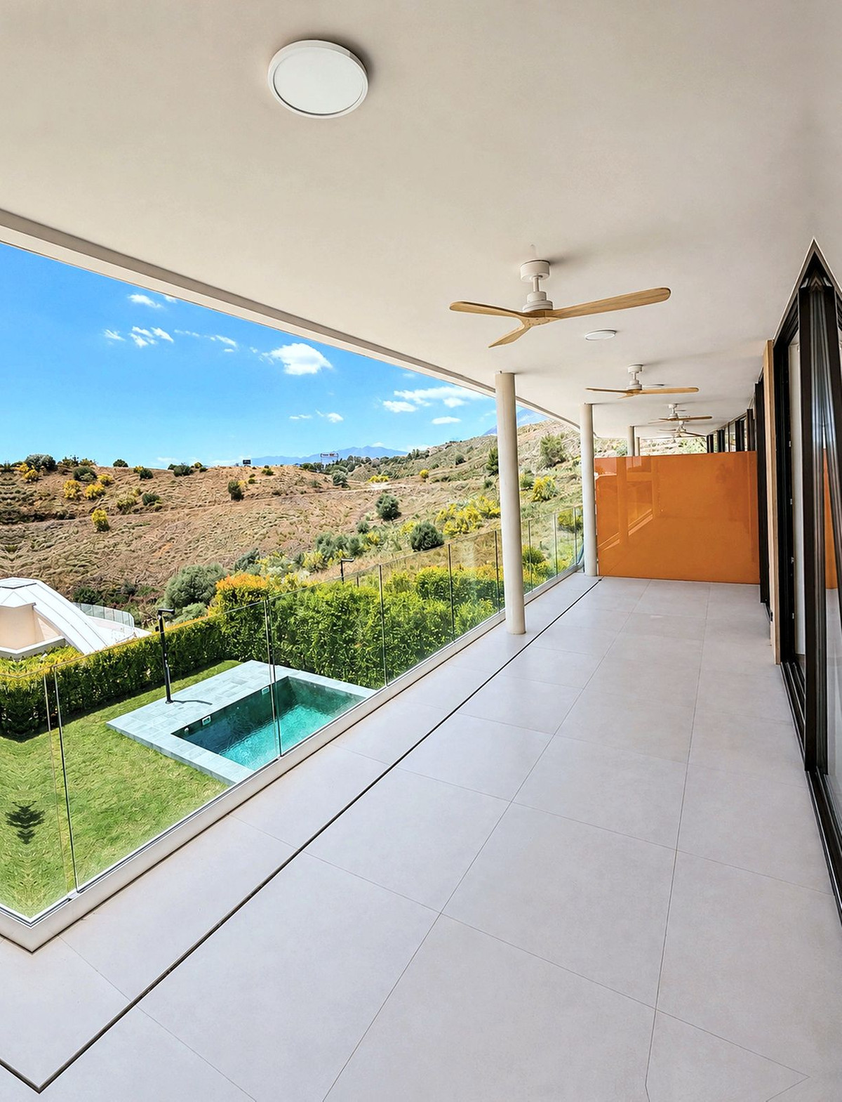 Appartement te koop in Fuengirola | 3 slaapkamers H5516086