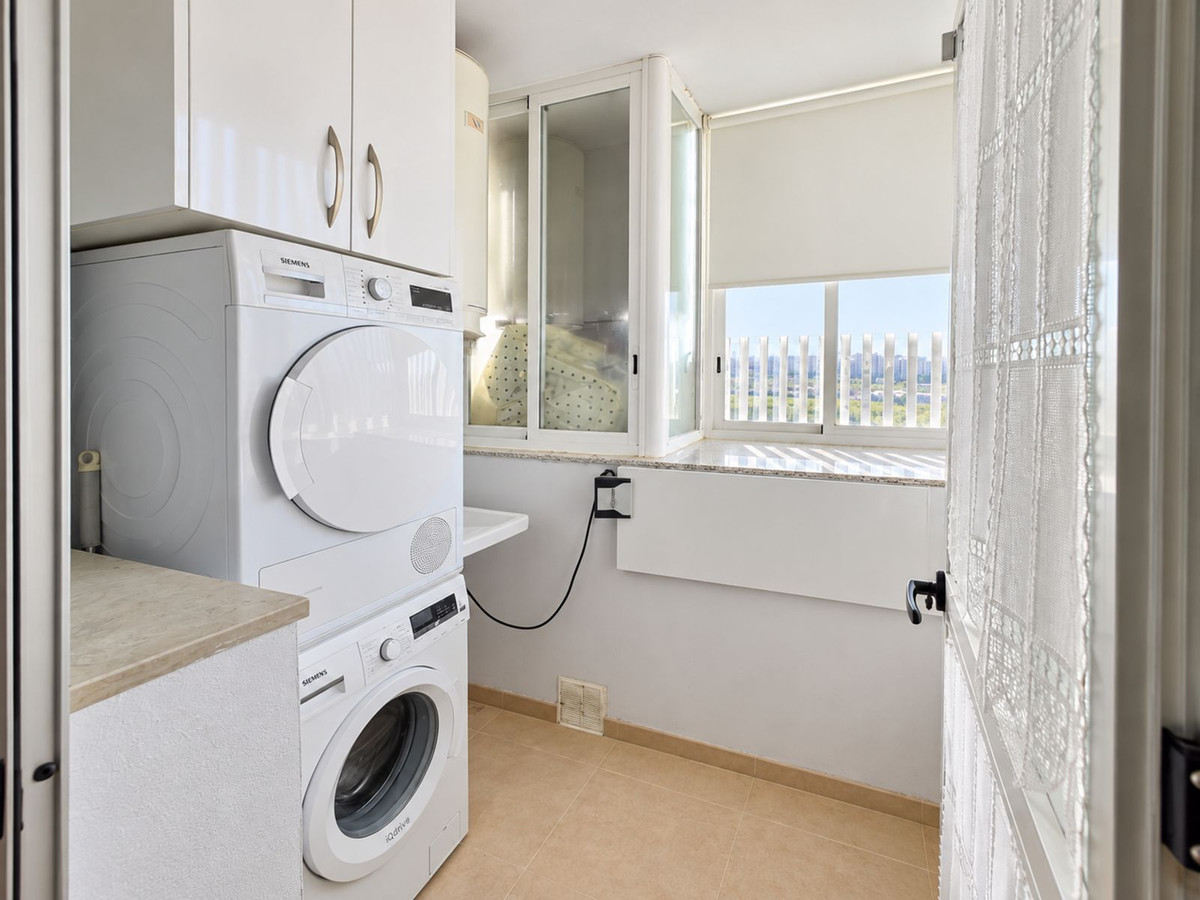 Penthouse te koop in Fuengirola | 2 slaapkamers H5516167