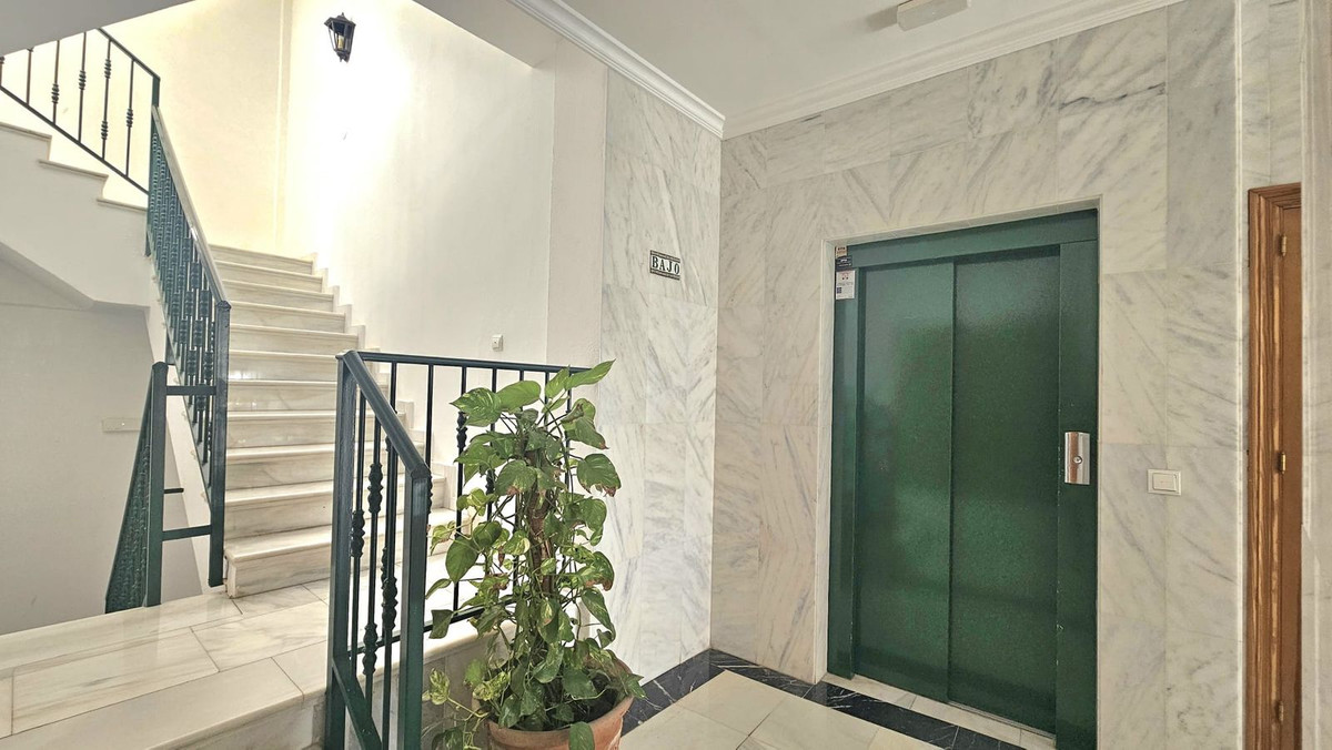 Appartement te koop in Fuengirola | 2 slaapkamers H5516749