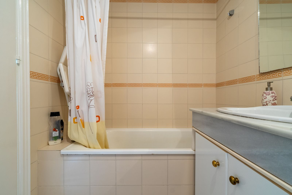 Appartement te koop in Fuengirola | 3 slaapkamers H5517589