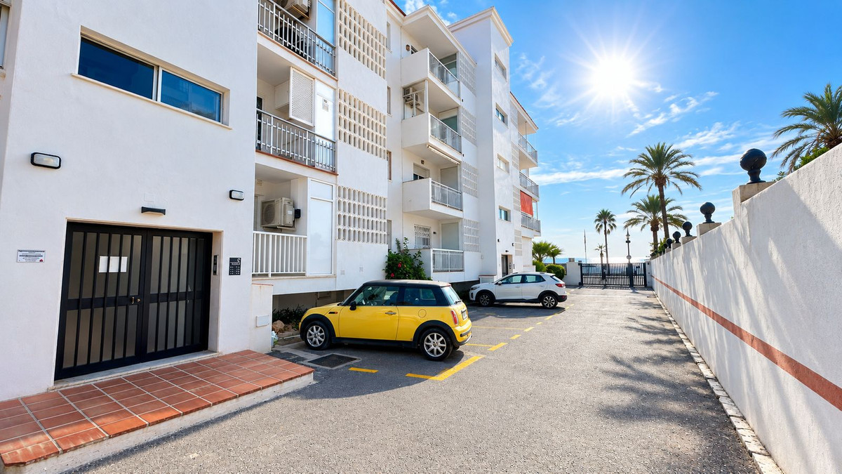 Appartement te koop in Fuengirola | 2 slaapkamers H5520823