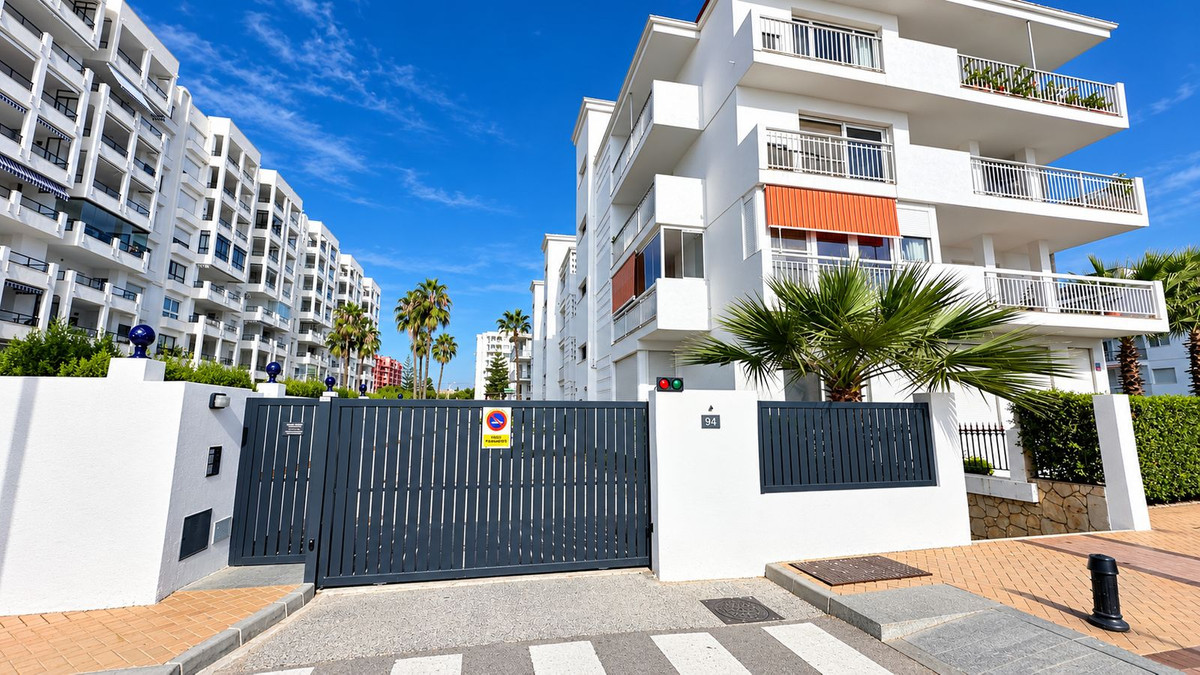 Appartement te koop in Fuengirola | 2 slaapkamers H5520823