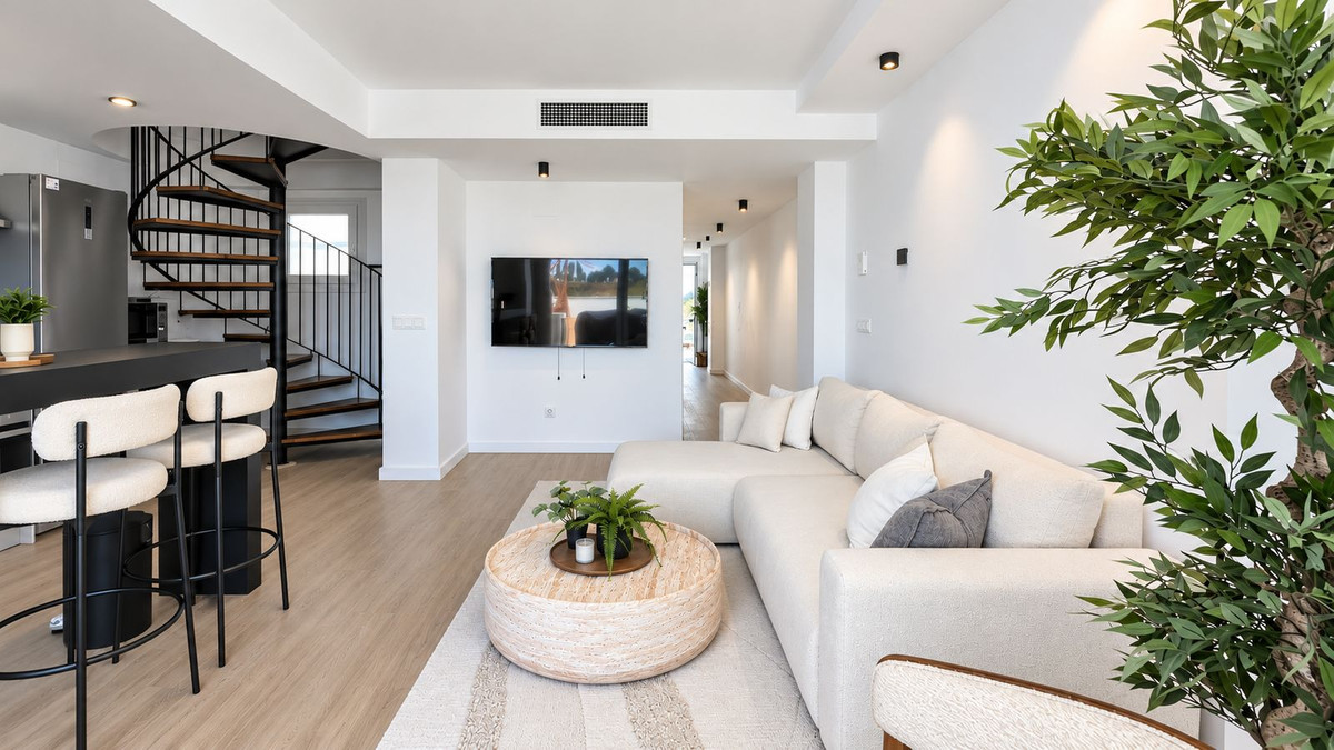 Appartement te koop in Fuengirola | 2 slaapkamers H5523325