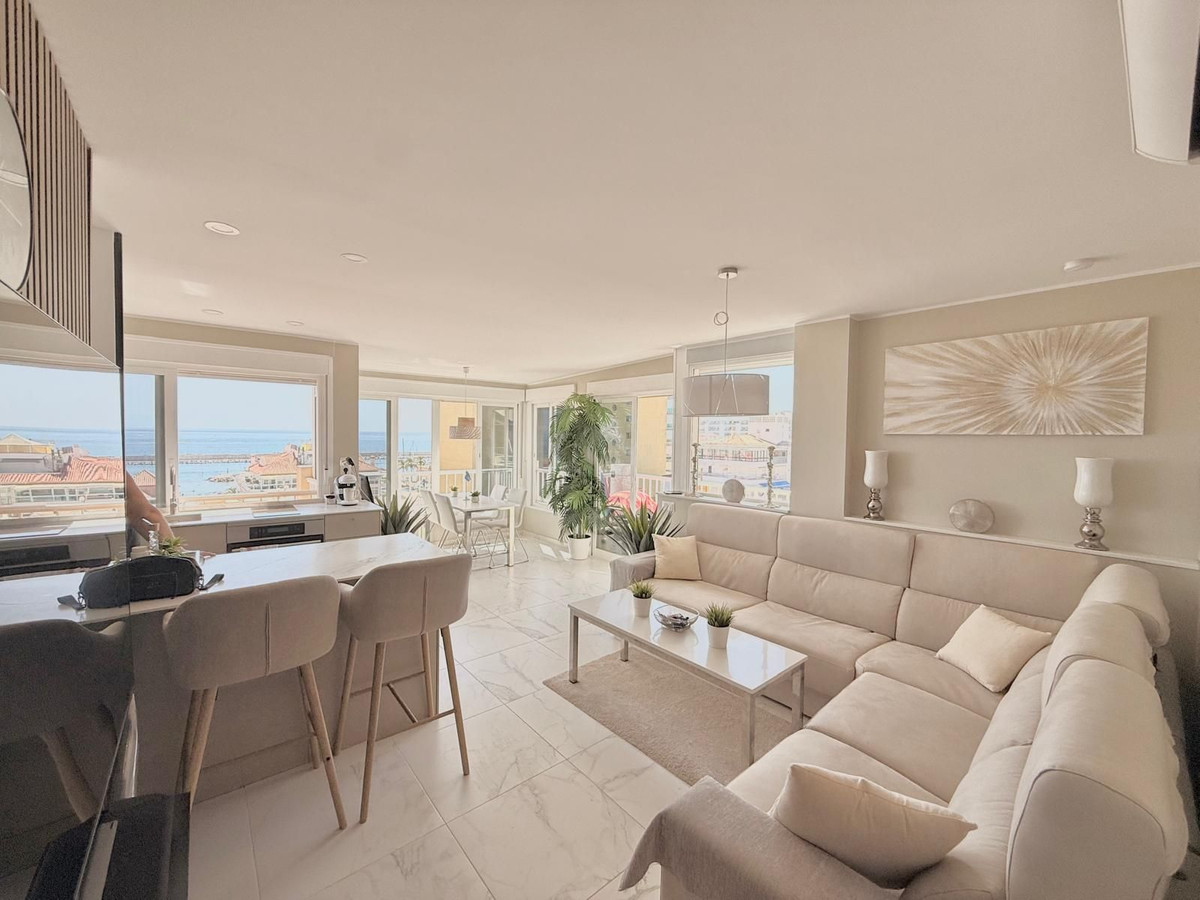 Penthouse te koop in Fuengirola | 2 slaapkamers H5524117