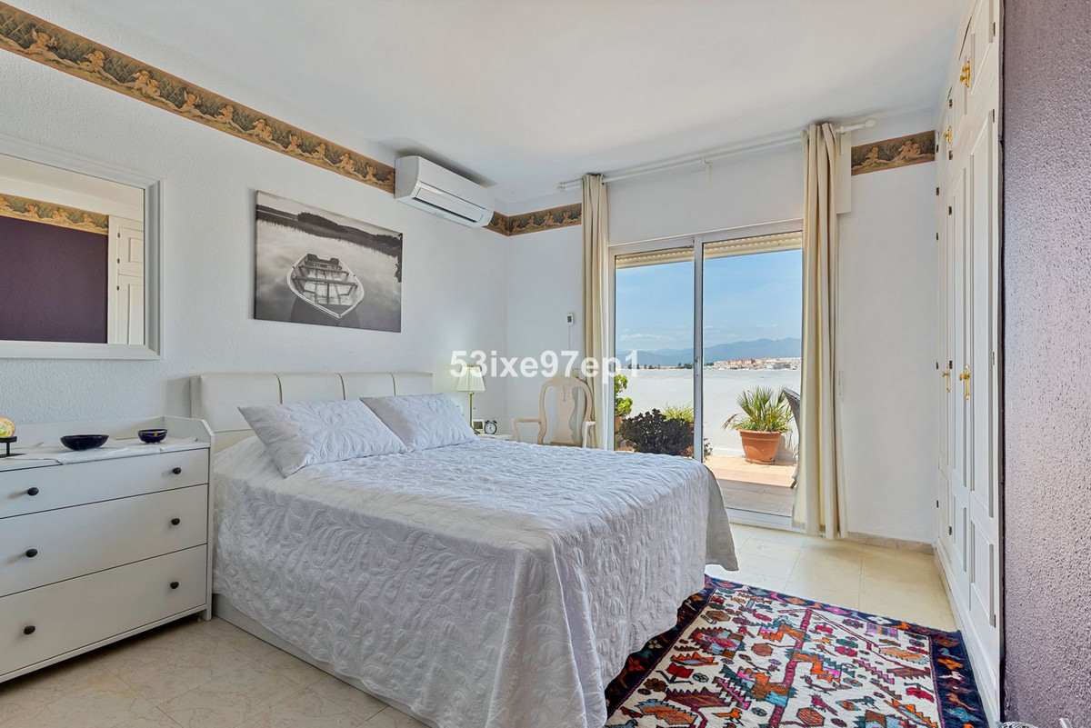 Appartement te koop in Fuengirola | 4 slaapkamers H5524129