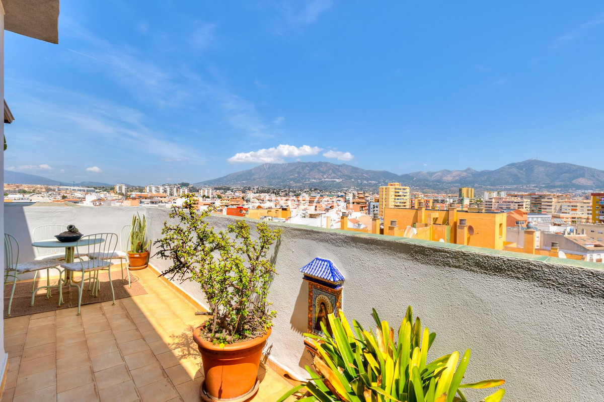 Appartement te koop in Fuengirola | 4 slaapkamers H5524129