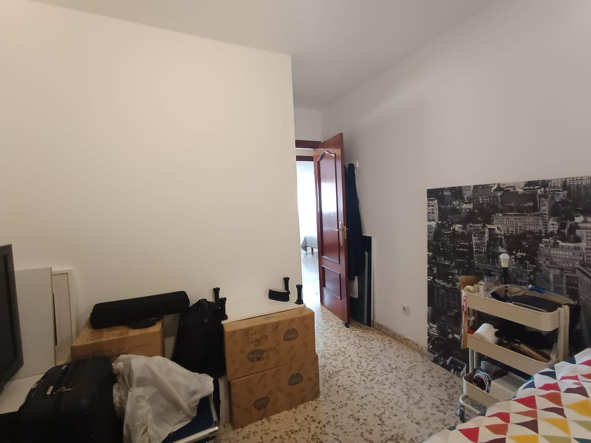 Appartement te koop in Fuengirola | 4 slaapkamers H5524468