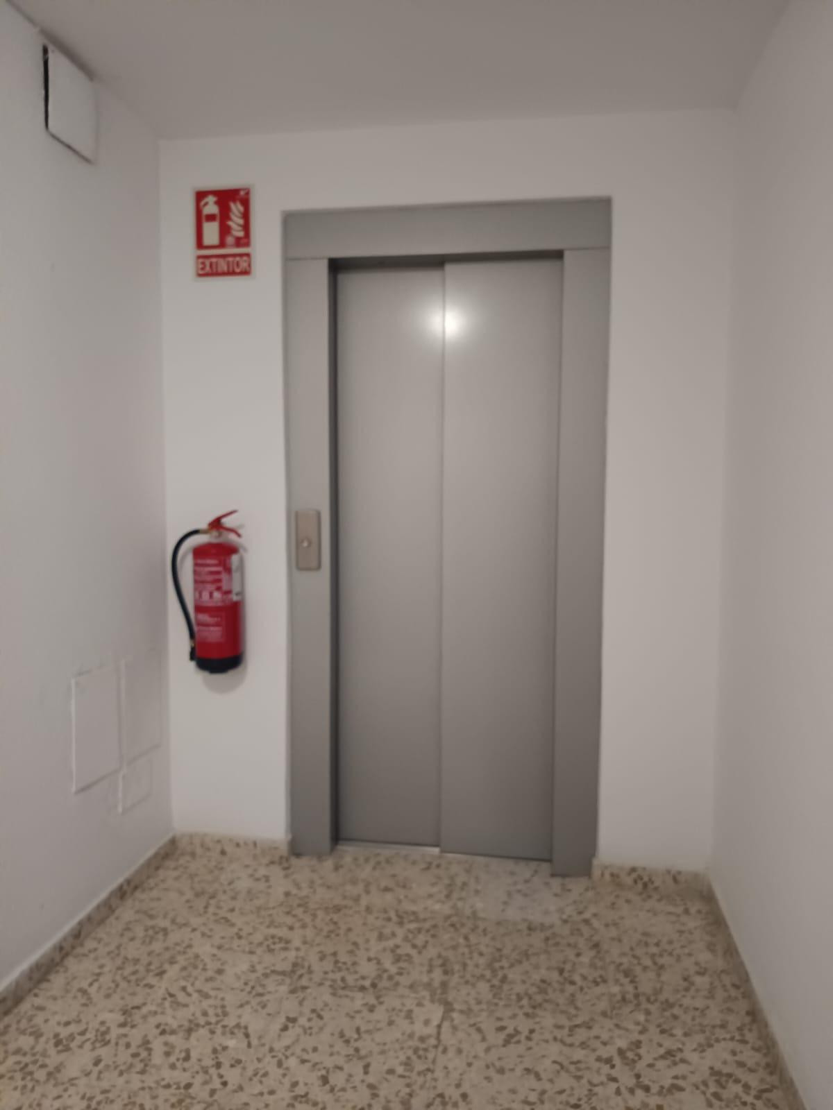 Appartement te koop in Fuengirola | 4 slaapkamers H5524468