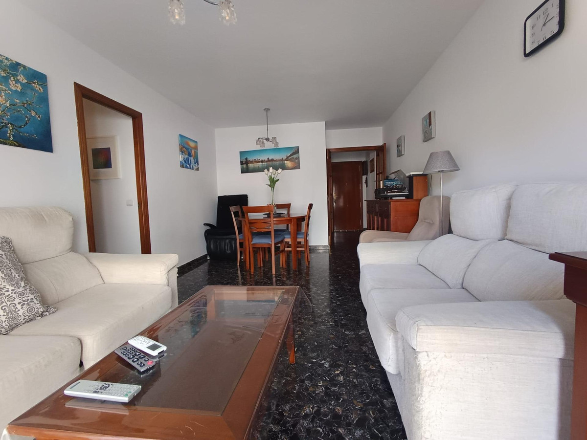 Appartement te koop in Fuengirola | 4 slaapkamers H5524468