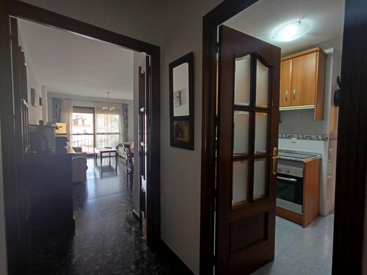 Appartement te koop in Fuengirola | 4 slaapkamers H5524468